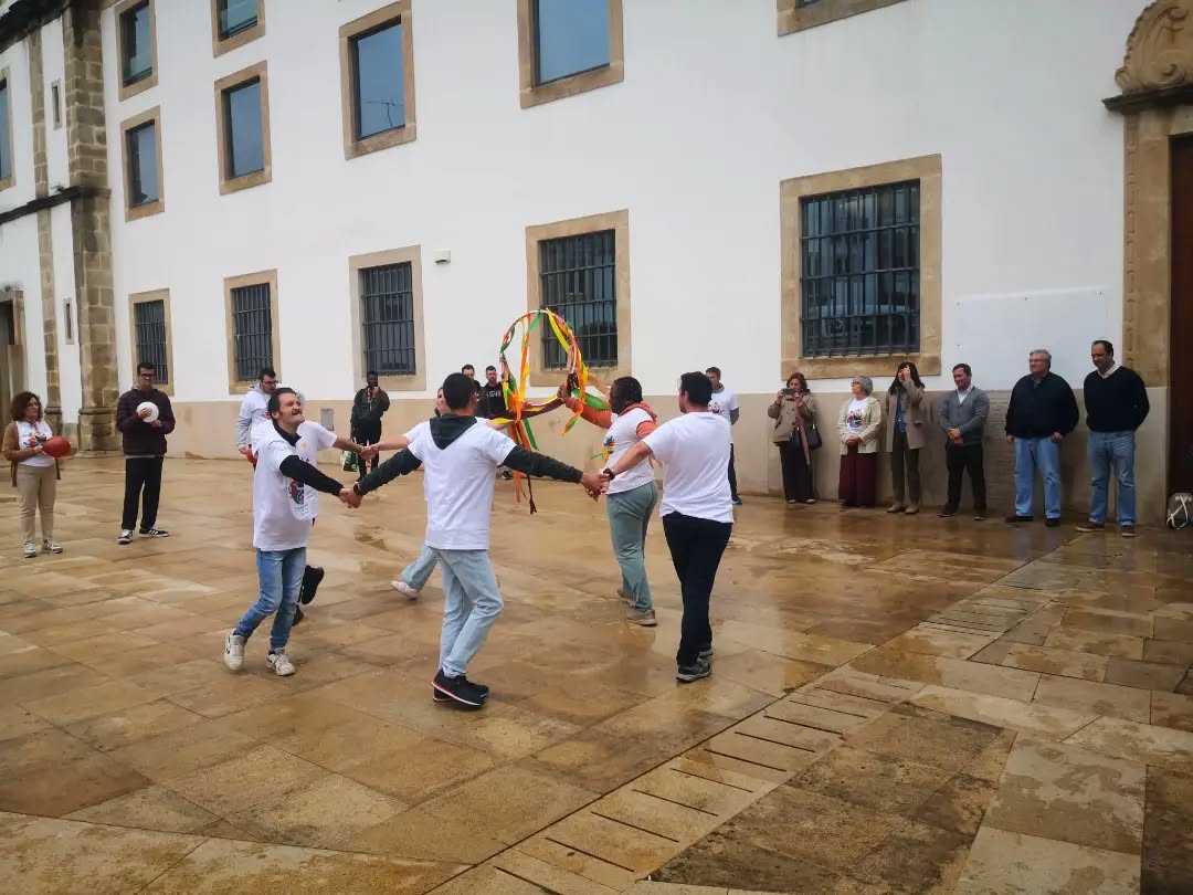 A 39ª Campanha do Pirilampo Mágico, que este ano se veste de castanho, visitou h…