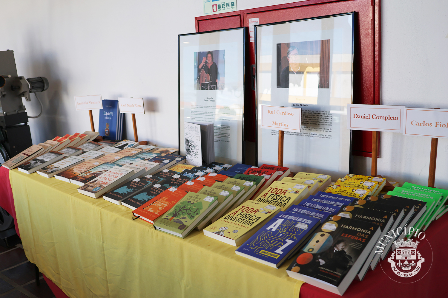 𝑭𝒆𝒊𝒓𝒂 𝒅𝒐 𝑳𝒊𝒗𝒓𝒐 𝟐𝟎𝟐𝟔

Teve início ontem a Feira do Livro 2026, no Cineteatro de …