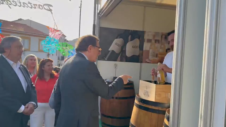 Já teve início a inauguração oficial das Festas da Cidade de 2026, ao som da Arr…