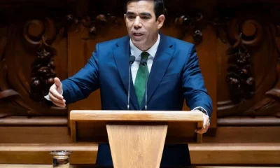 A proposta de lei sobre o acolhimento de estrangeiros ou apátridas em centros de…