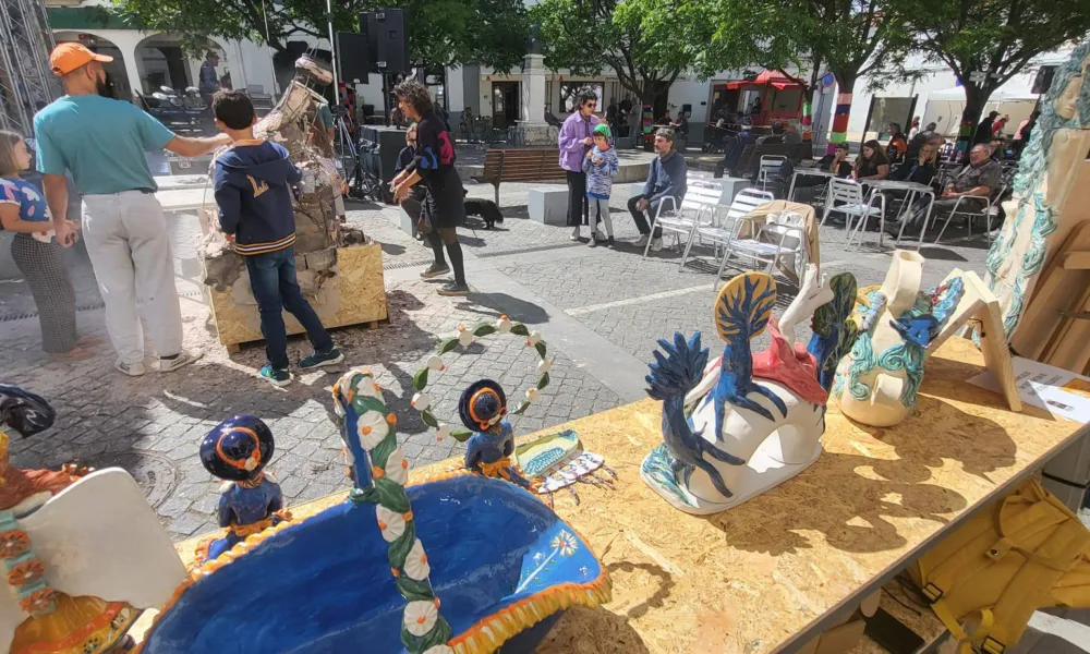 Abertura do Forno de Papel com Antónia Labaredas, na Praça da República.