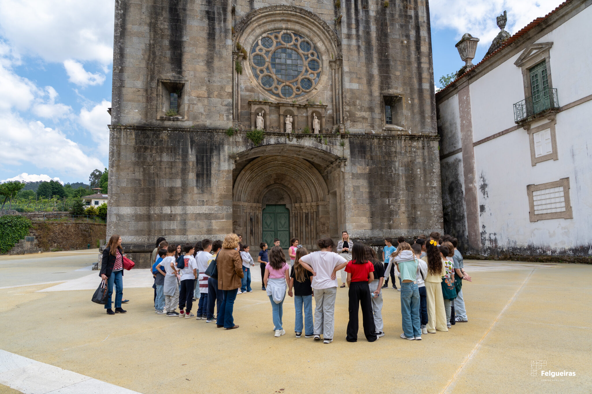 Alunos de Felgueiras viajaram pela Idade Média com projeto pedagógico da Rota do Românico