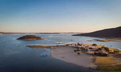 Bandeira de Praia com Qualidade de Ouro novamente hasteada durante a época balne…