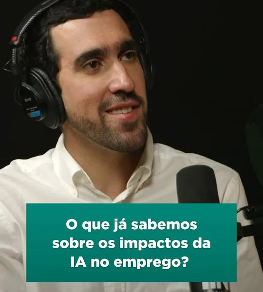 Nos últimos três anos, as vagas para quem chega ao mercado de trabalho em áreas …
