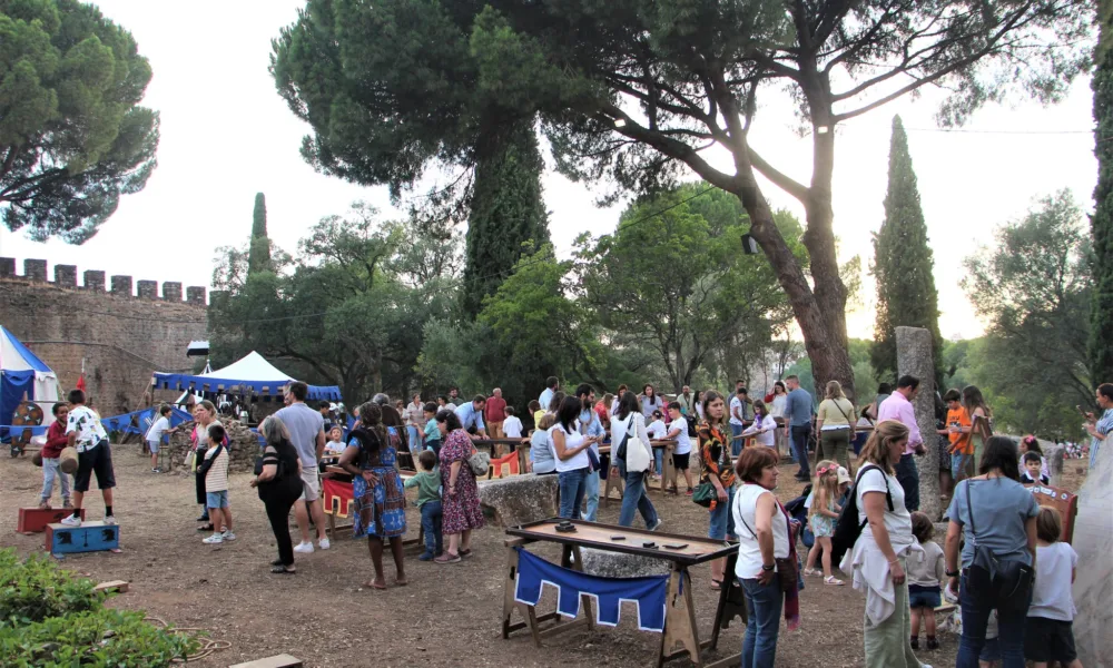 V FEIRA DE INSPIRAÇÃO RENASCENTISTA DE VILA VIÇOSA | 5 A 7 JUNHO 2026 

De 5 a 7…