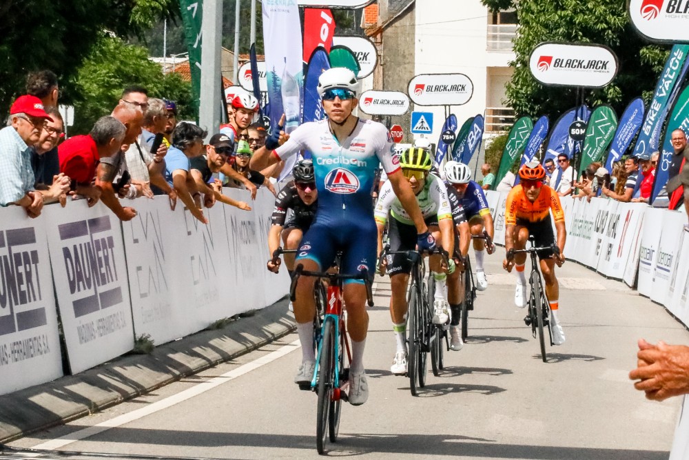 João Martins veste a primeira Camisola Amarela do 46.º Grande Prémio ABIMOTA » Ciclismo + TV