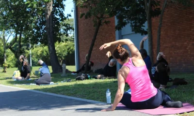 Estádio Universitário do Porto recebe encontro de Pilates ao ar livre