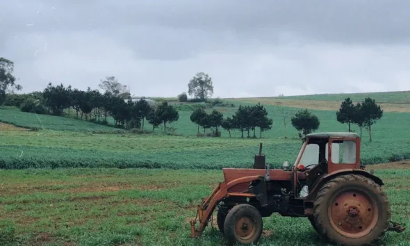 Vendas de tratores agrícolas disparam mais de 17% em maio e consolidam ciclo de crescimento em Portugal