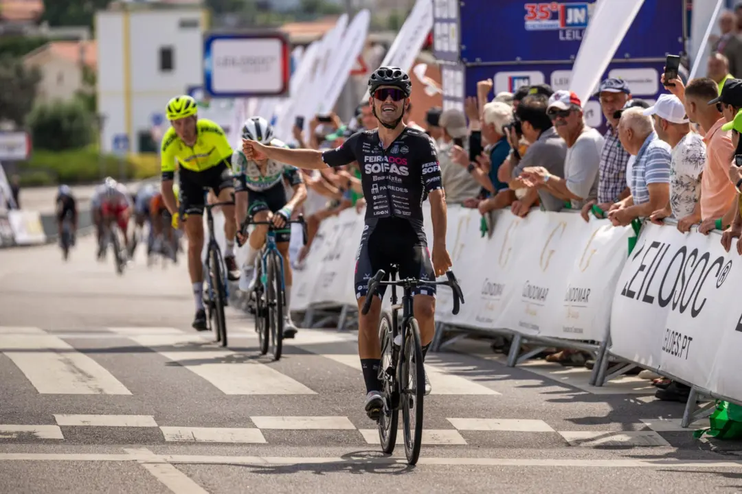 Fábio Costa da Feira dos Sofás-Boavista vence a terceira Etapa do G.P. JN/Leilosoc e fica na liderança da prova » Ciclismo + TV