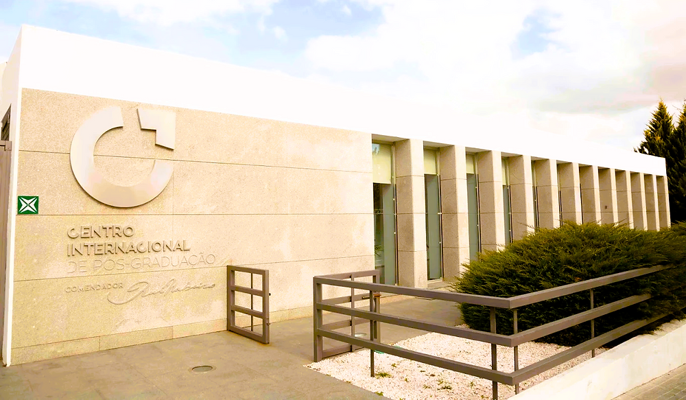 Campus> organiza Curso de Inglês para Jovens