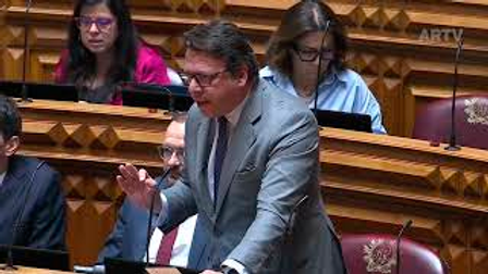 Deputado socialista Luís Moreira Testa questiona Governo
