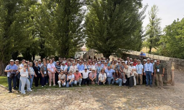 Ao longo do mês de maio, o Município de Vila Viçosa promoveu quatro passeios cu…
