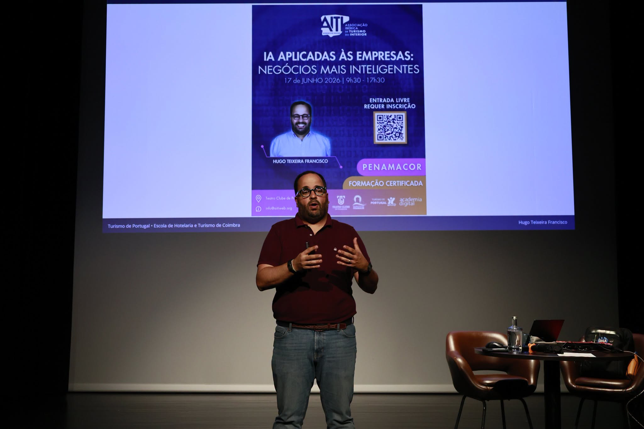 Teatro Clube recebeu formação sobre IA aplicada às empresas

O Teatro Clube de P…