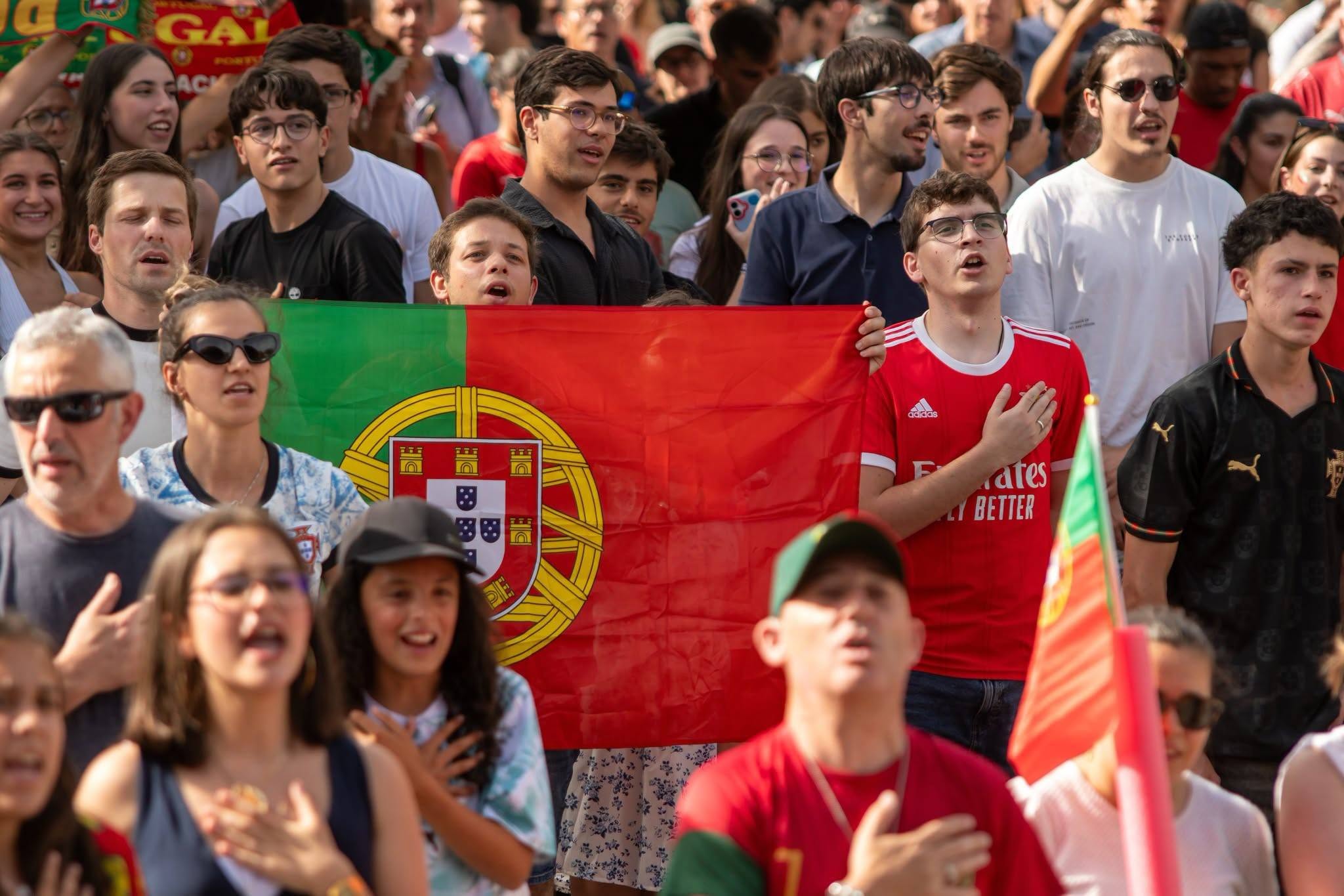 𝗛𝗼𝗷𝗲 𝘃𝗼𝗹𝘁𝗮𝗺𝗼𝘀 𝗮 𝗮𝗽𝗼𝗶𝗮𝗿 𝗣𝗼𝗿𝘁𝘂𝗴𝗮𝗹! 

Depois da vitória por 5-0 frente ao Uzbequist…