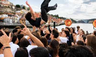 Alunos finalistas de Paredes celebram no Douro o fim do ensino secundário