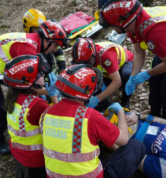 Bombeiros de Lousada assinalam 100 anos com livro, homenagens e cerimónias oficiais