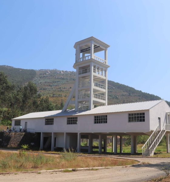 Alunos descobrem a história das Minas do Pejão em visita ao Cavalete do Fôjo