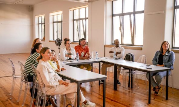 Celorico de Basto promove seminário “Como Educar Adolescentes Responsáveis” sobre parentalidade positiva no Centro Cultural de Fermil