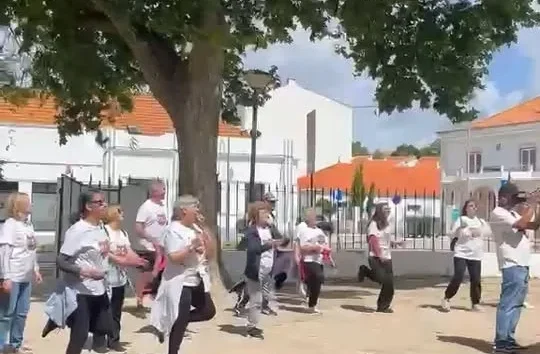 “Maio, Mês do Coração” pôs população a mexer
 
Cross training, Capoeira, caminh…