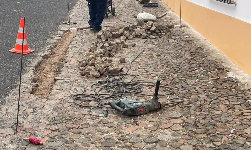 Marcação de lugares de estacionamento

O Município levou a cabo, recentemente, …