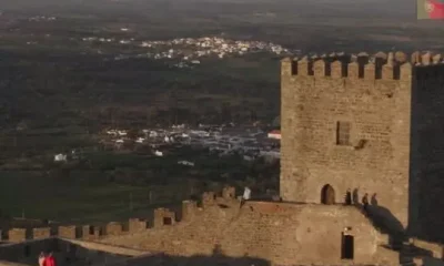 Monsaraz Museu Aberto | O Céu Começa no Chão

De 11 a 19 de julho, marcamos enco…