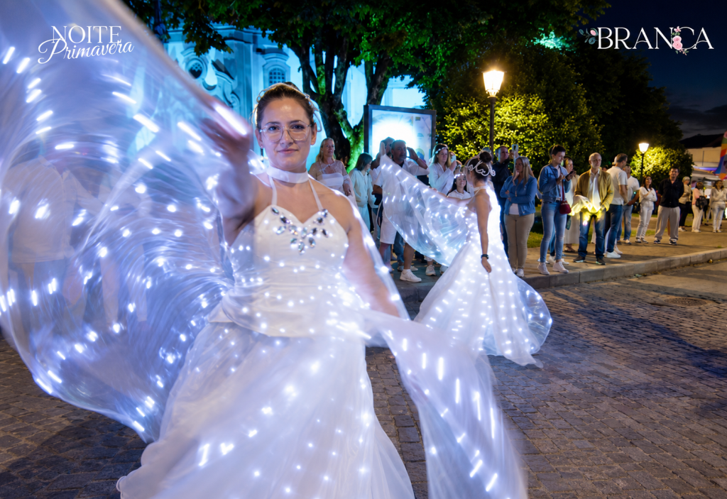 Noite Primavera Branca encheu Cinfães de música e animação