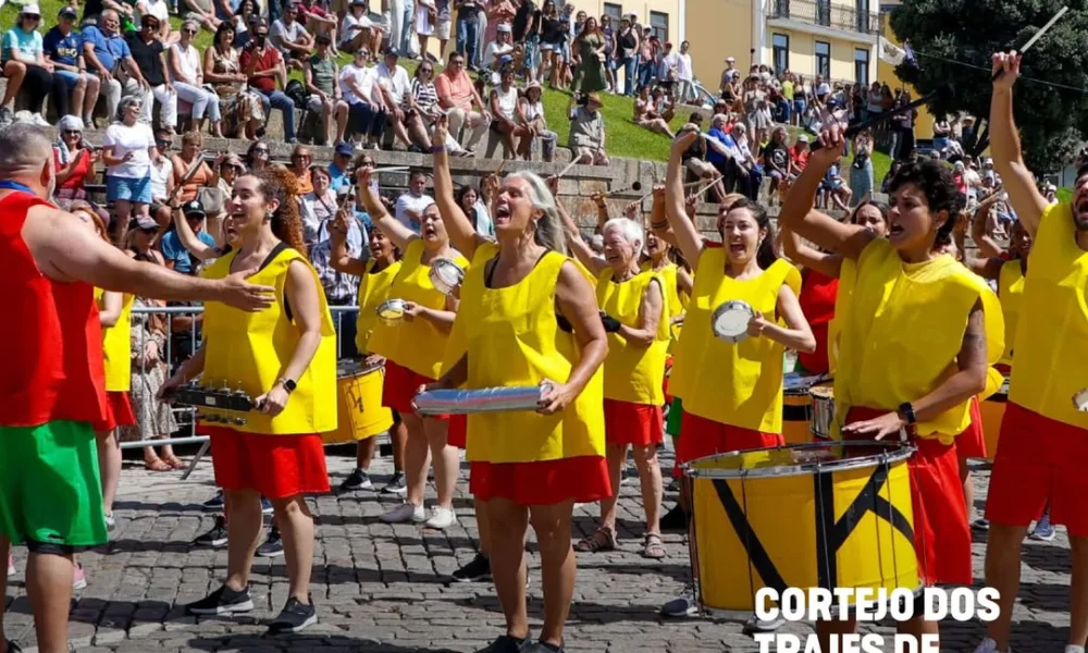 O excecional Cortejo dos Trajes de Papel de São Bartolomeu integra o Inventário …