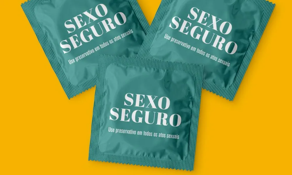 O preservativo é um meio acessível e altamente eficaz na prevenção de infeções s…