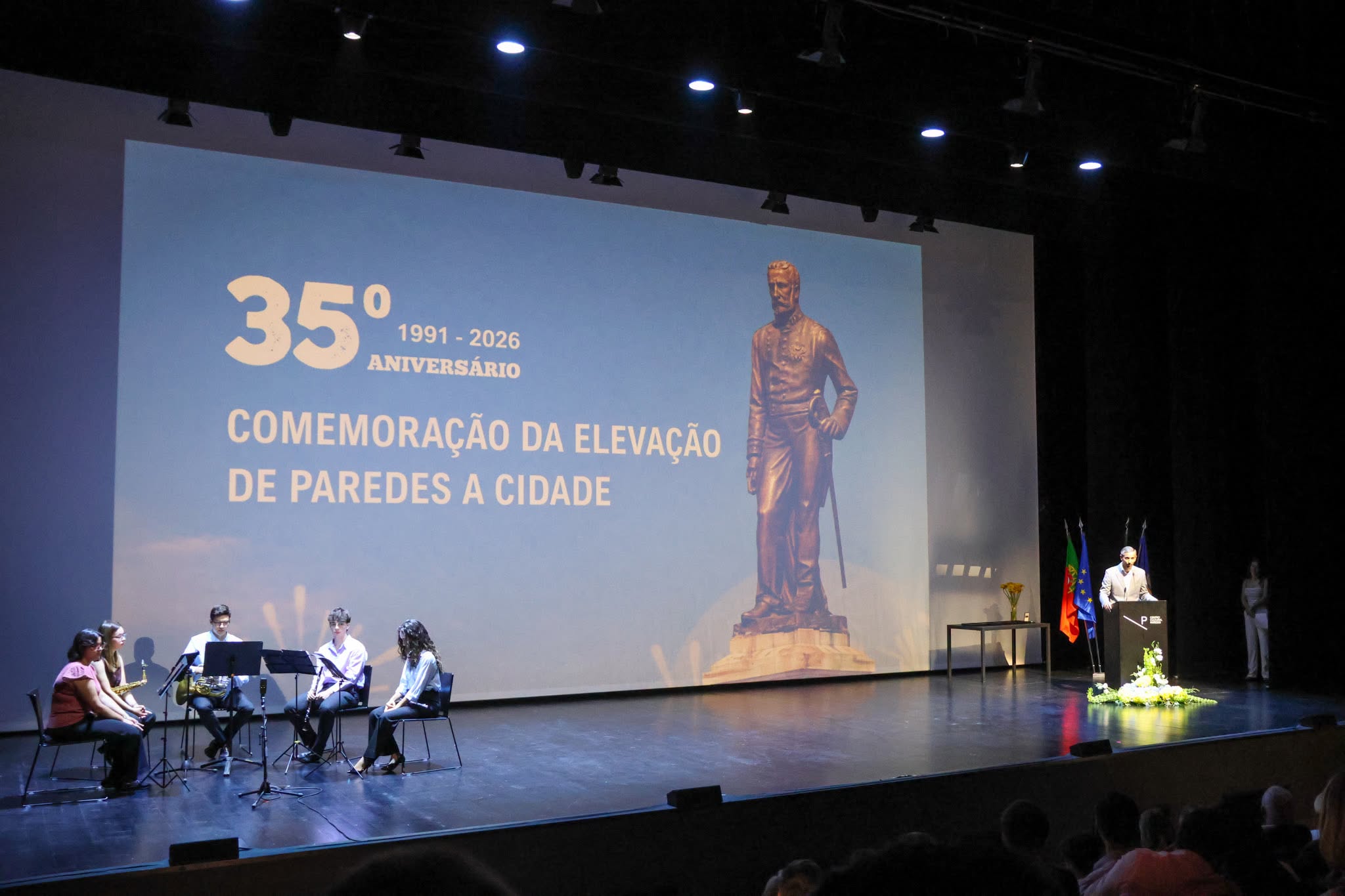 Paredes assinala 35 anos de elevação a cidade com homenagens, exposições e animação cultural