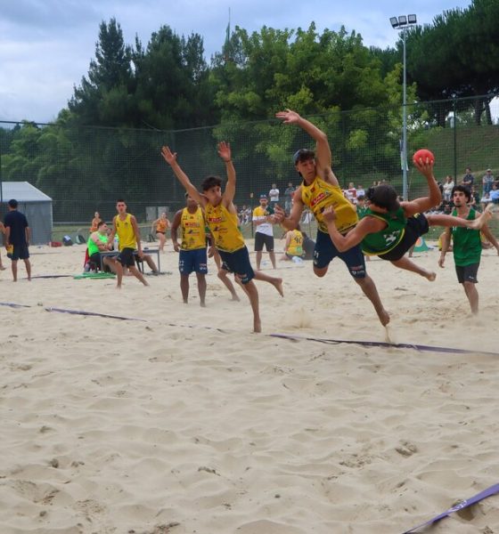 Paredes recebe 400 atletas na abertura do Circuito Regional de Andebol de Praia