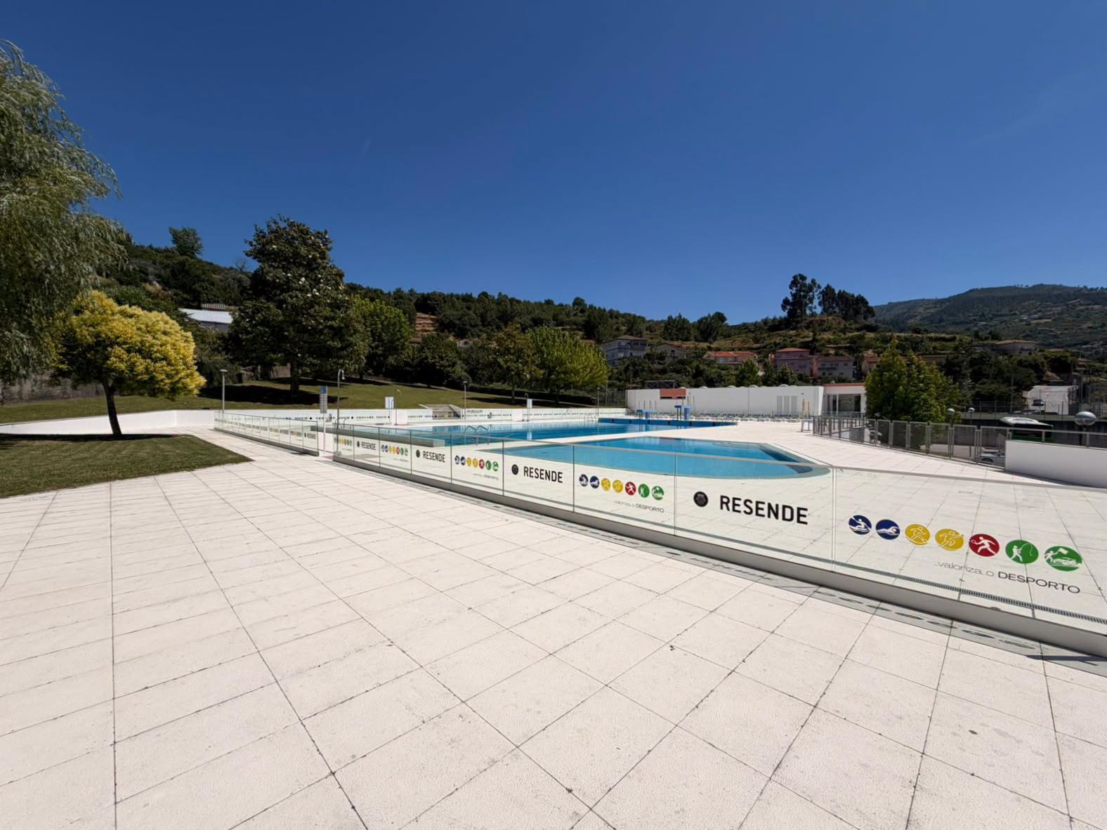 Piscinas municipais descobertas de Resende abrem hoje para mais uma época balnear