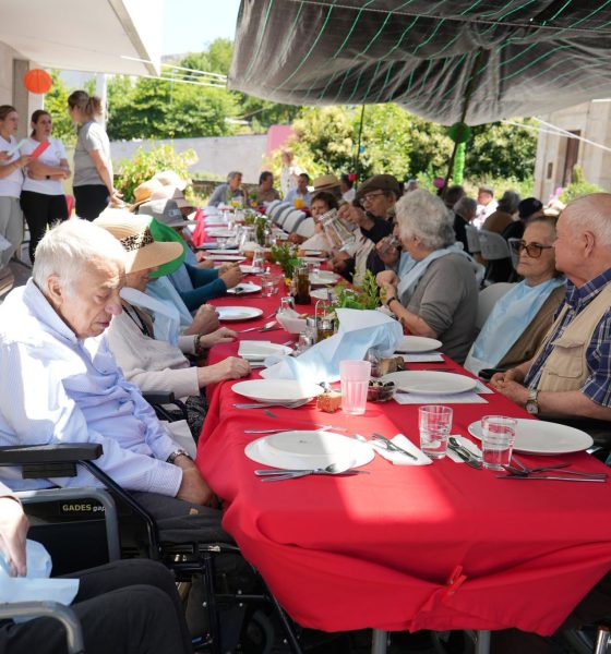 Presidente da Câmara de Cinfães participa em sardinhada da Santa Casa da Misericórdia para início das Festas do Concelho