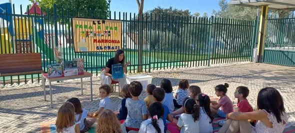 Projeto “A Biblioteca Vai à Escola” promoveu o gosto de ler junto dos mais novos…