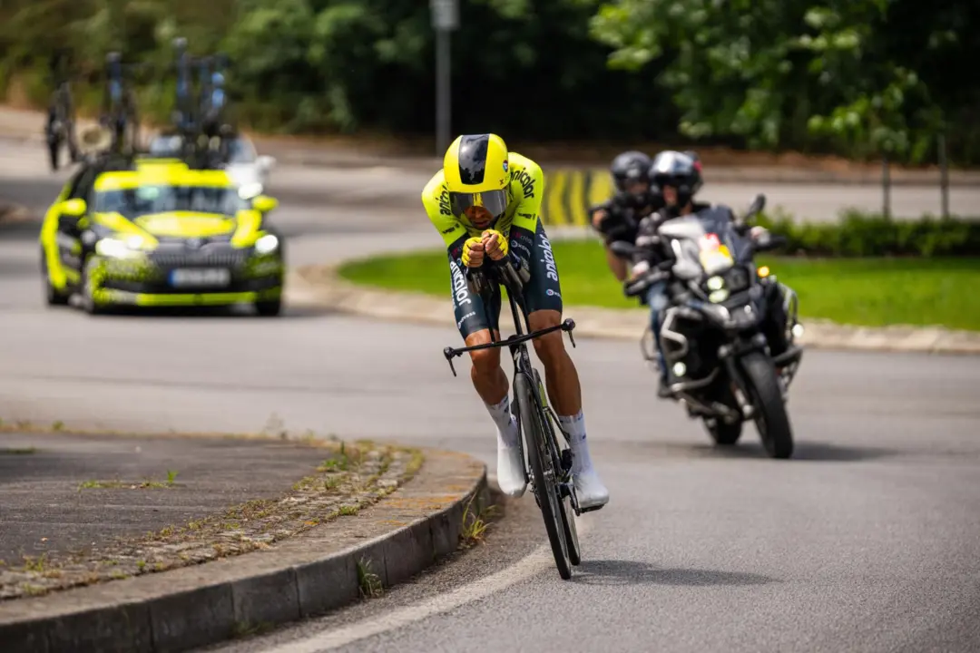 Rafael Reis conquista Grande Prémio JN com vitória no contrarrelógio final » Ciclismo + TV