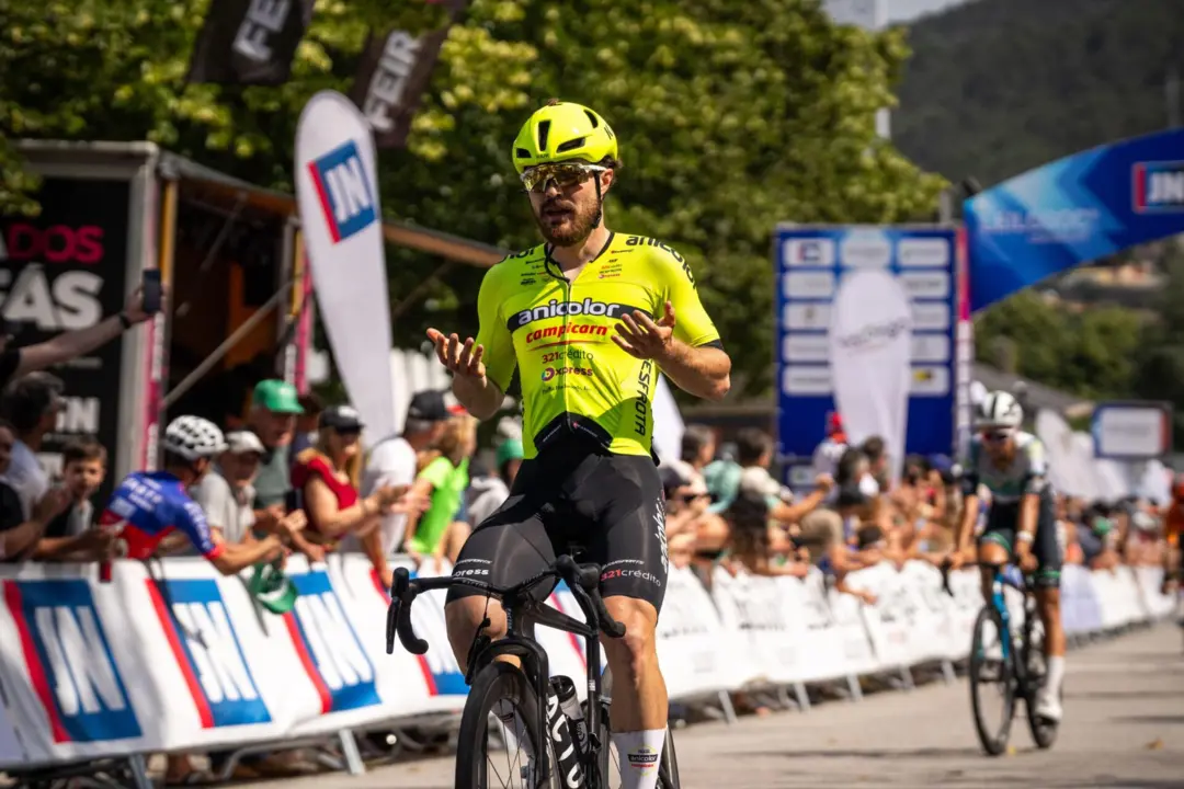 Santi Mesa vence em Valongo, Fábio Costa mantém a liderança do Grande Prémio JN » Ciclismo + TV