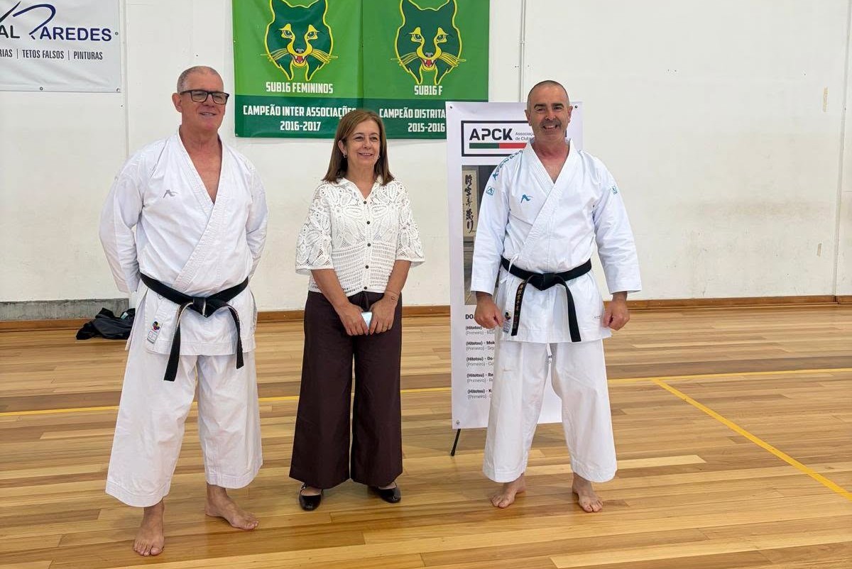 Vereadora Amância Santos marca presença em sessão de exames de graduação de karaté em Paços de Ferreira
