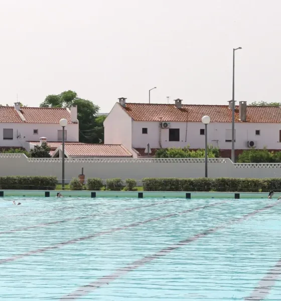 Piscinas municipais de Serpa e Pias abrem ao público a 16 de junho com entradas gratuitas até aos 18 anos