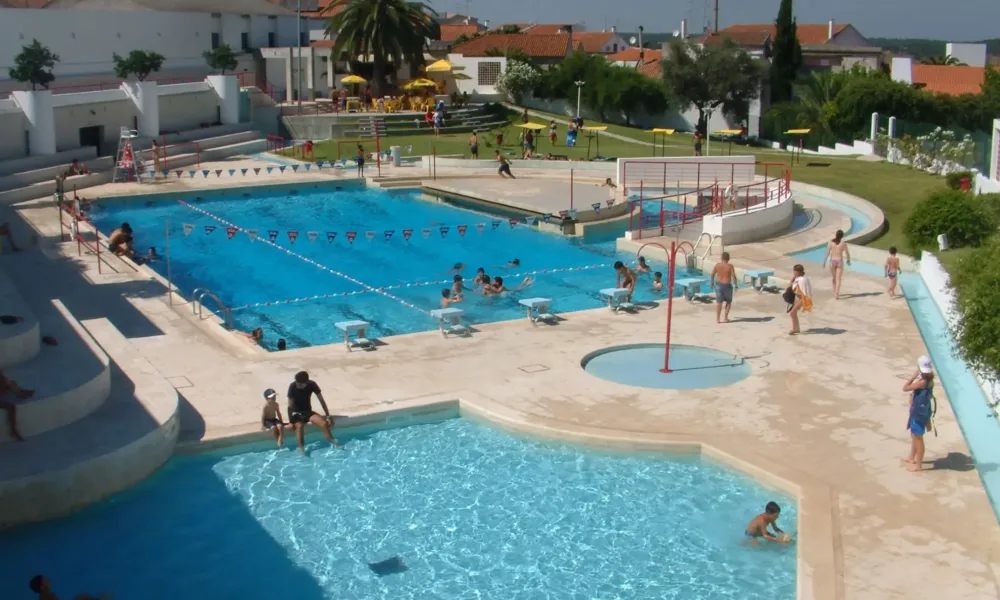 Mora: Piscina Municipal abre portas a 10 de junho com entrada gratuita e iniciativa “6 Horas a Nadar”