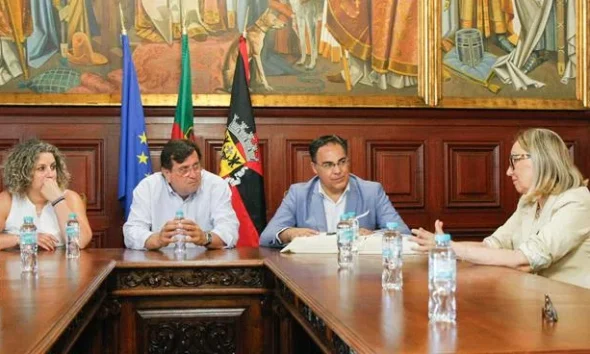 Diretora do museu de arte romano de Mérida visita Beja para impulsionar cooperação arqueológica