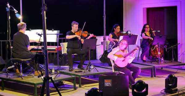 Simbiose perfeita entre o Quarteto Em Mim e Jorge Silva em mais um espetáculo mu…