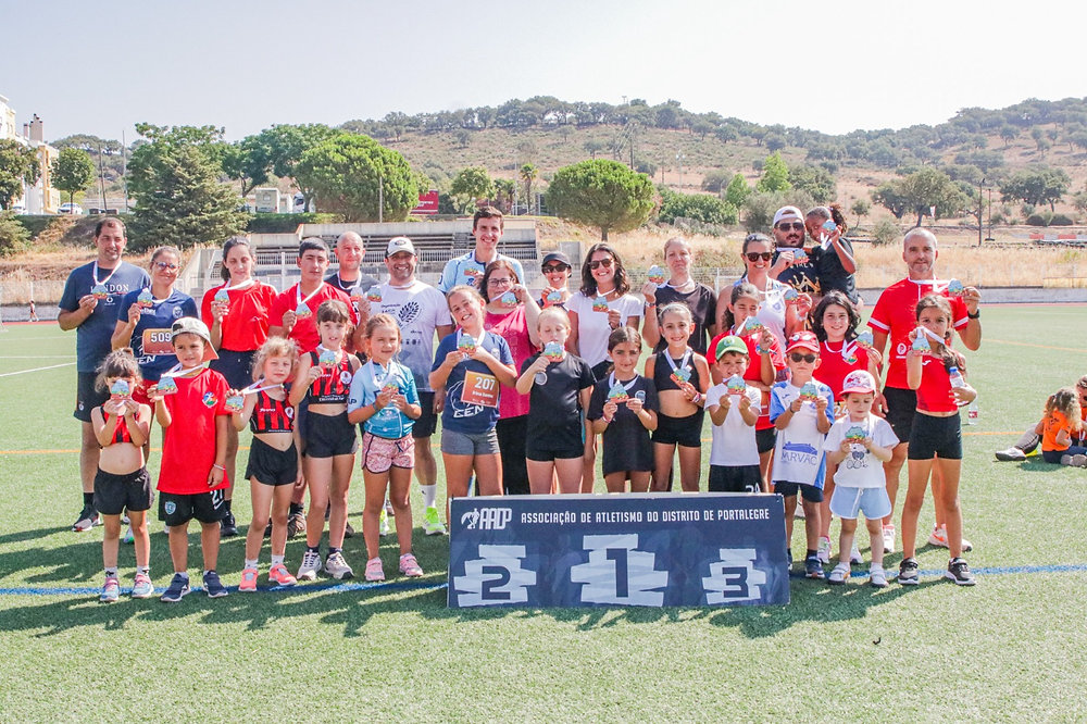 Atletismo no estádio Prof. Eduardo Sousa Lima recebeu Torneio de Encerramento e Campeonato Distrital de Absolutos AADP
