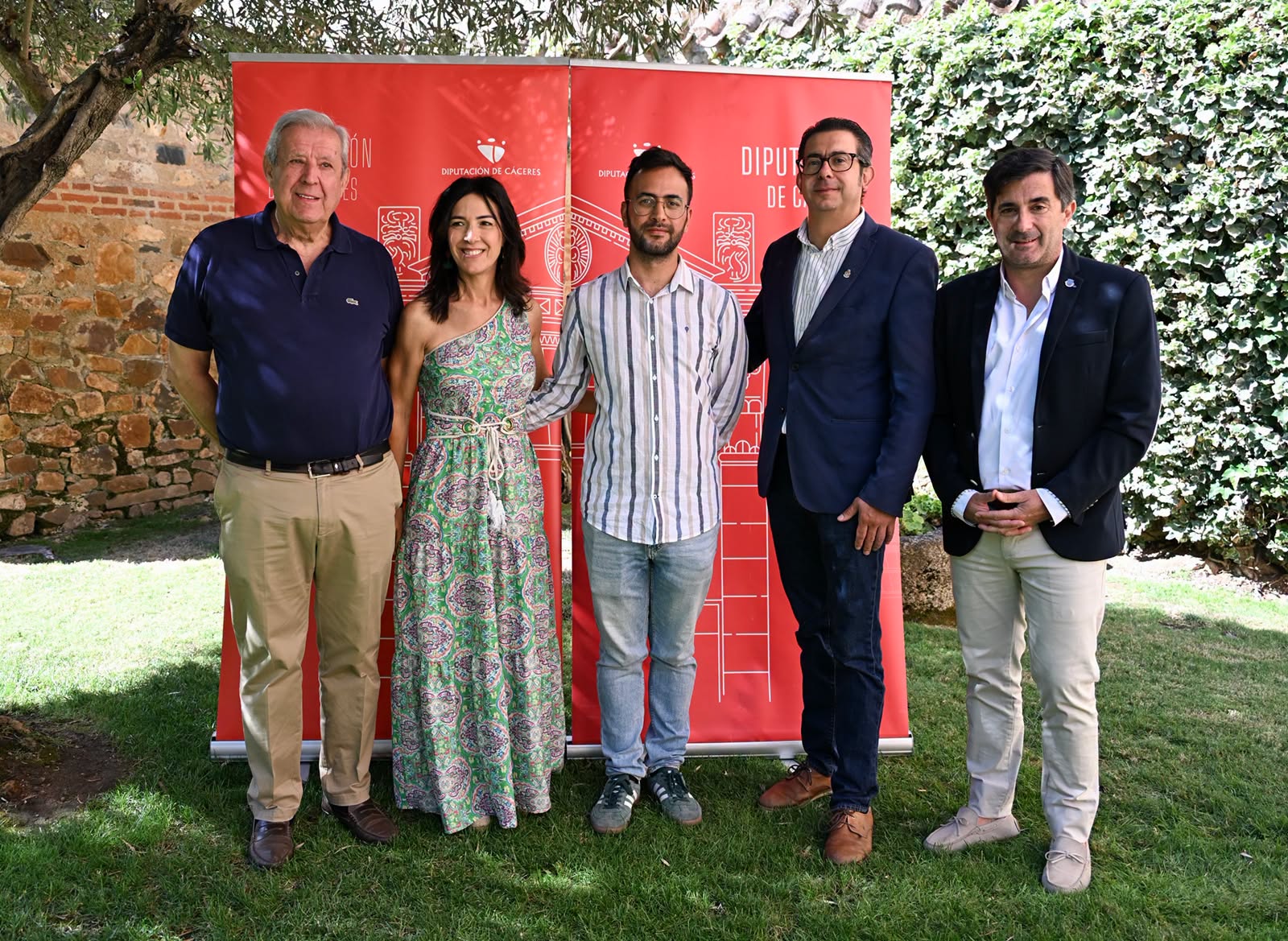 XXI Festival Transfronteiriço ‘Boda Régia’ apresentado em Cáceres

O jardim do …