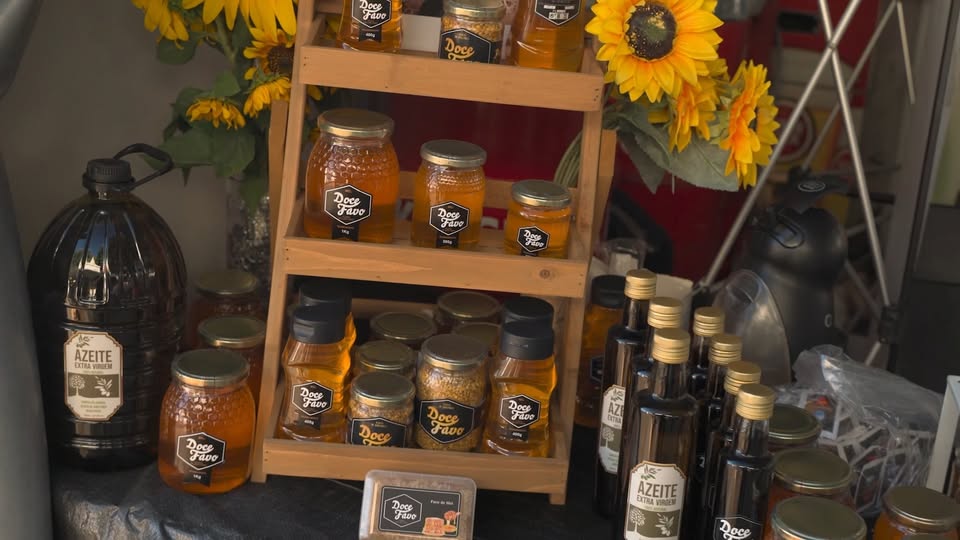 Venha conhecer o mel da Doce Favo na Feira Terras do Lince.
A entrada é gratuita…