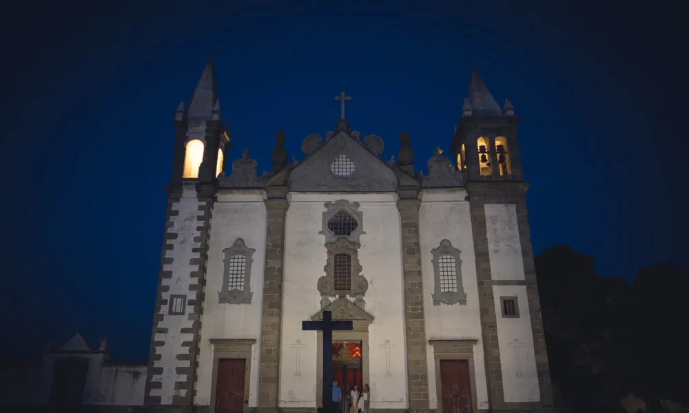 A Igreja Matriz do Salvador de Alcáçovas encheu-se para acolher o concerto «Sob …