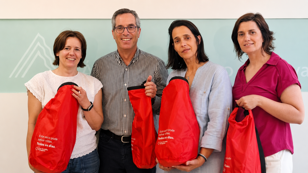 Águas do Douro e Paiva reforça preparação para emergências com entrega de kits aos trabalhadores