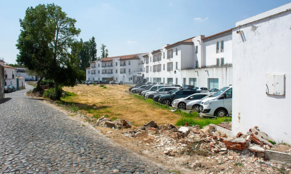 Urge Resolver Muro da Travessa da Palmeira