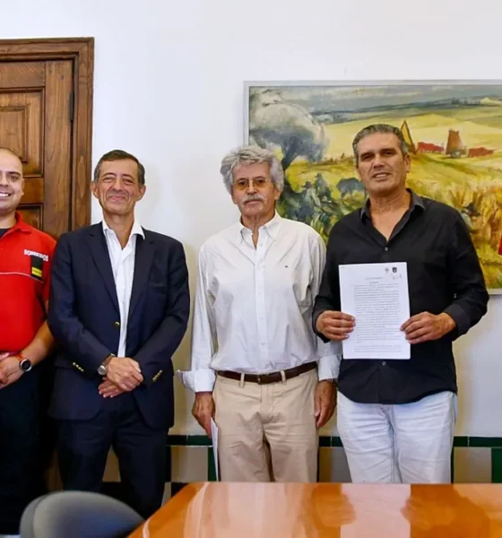 Através de protocolo de colaboração assinado esta manhã: Município de Évora reforça verba anual atribuída aos Bombeiros Voluntários