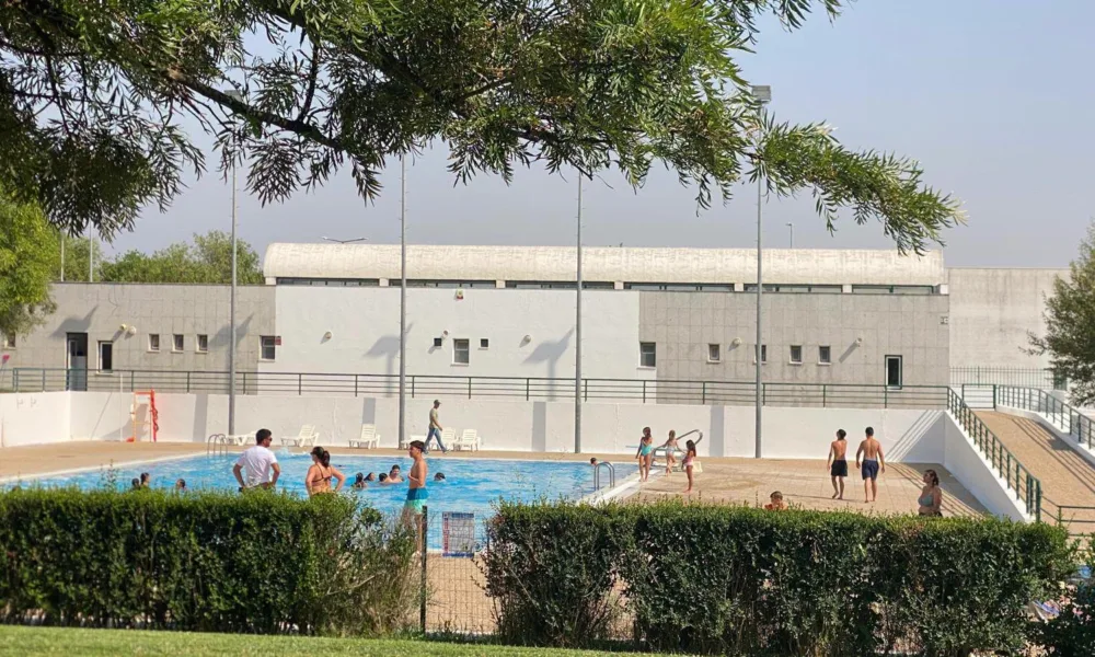 Mais um dia de Summer 2026 com atividades aquáticas, visita aos bombeiros, jogo…