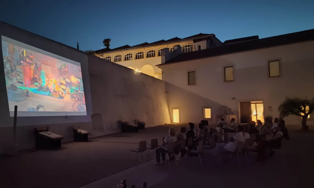 O espaço exterior do MAEE – Museu de Arqueologia e Etnografia de Elvas António T…