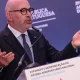 O novo Aeroporto Luís de Camões deverá representar um investimento entre 7,9 mil…